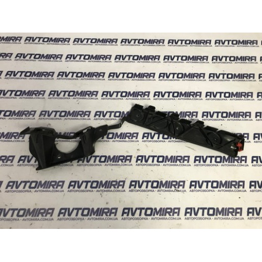 Направляющая бампера заднего права Opel Astra J HB 2009-2015 13266741